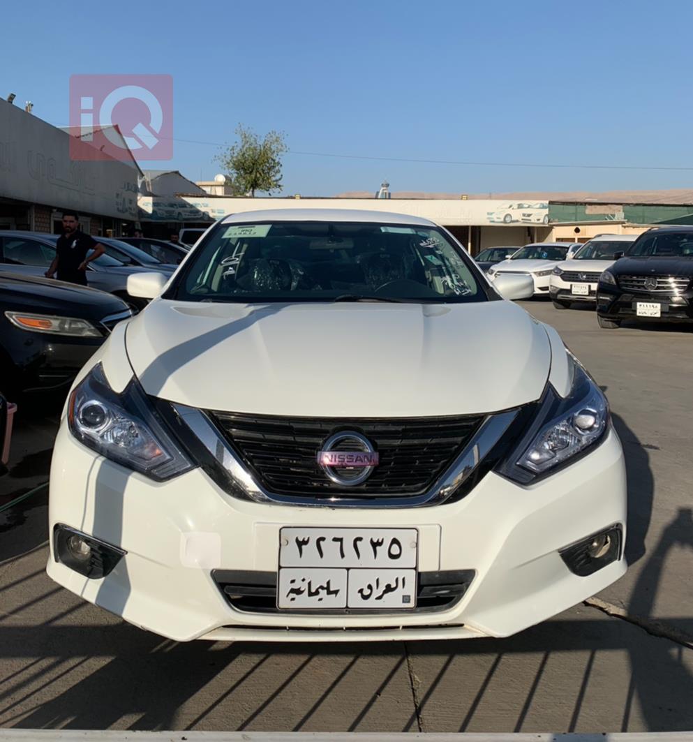 Nissan Altima